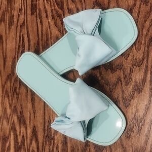 Kate Spade NY Bikini Bow Slide Sandals in light blue Size 8.5